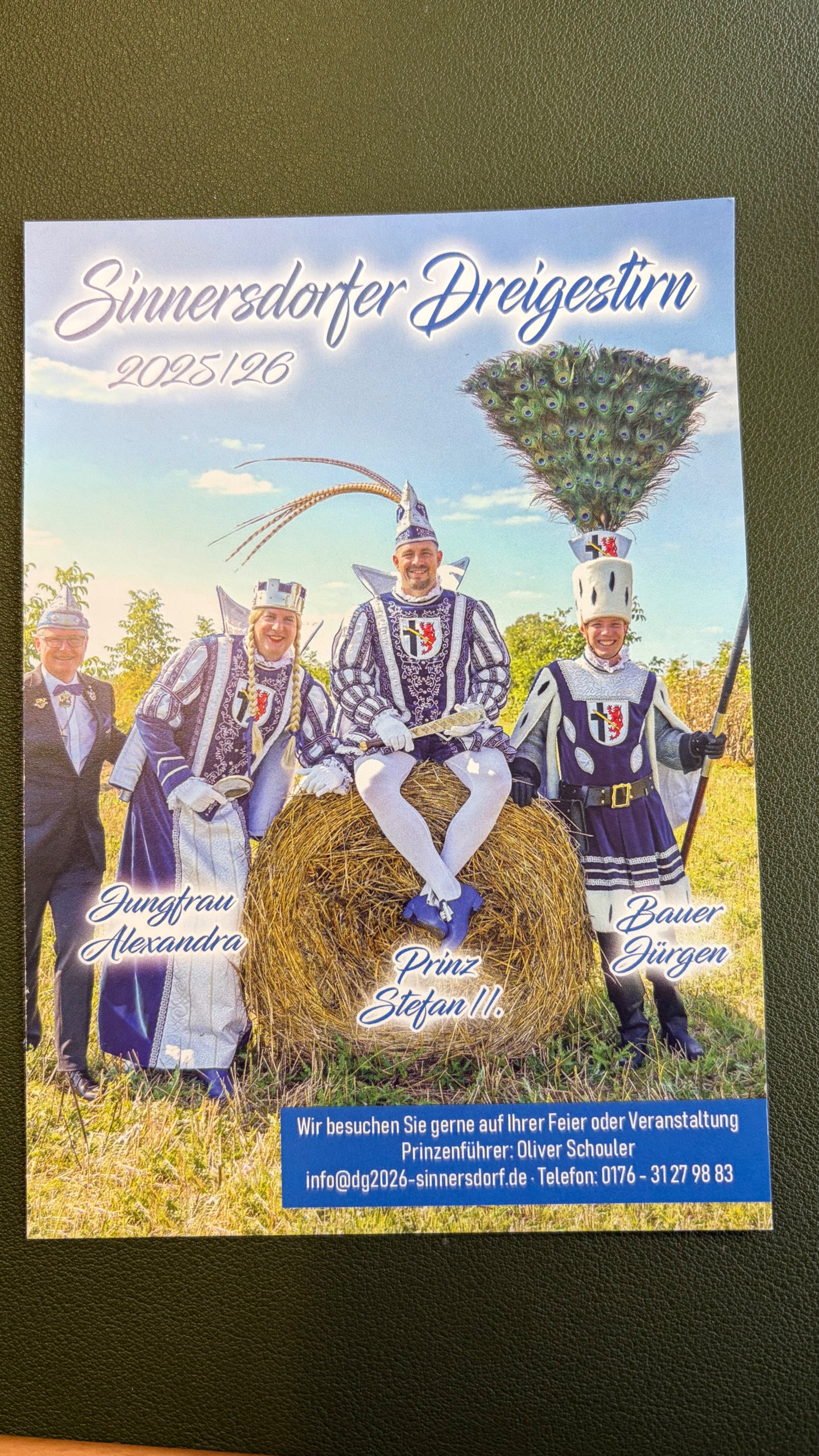 Jecker Besuch auf unserem Schulhof!